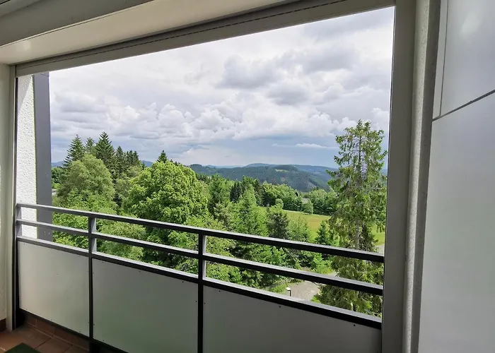 Ferienwohnung Hochsitz Mit Traumhaften Blick Auf Die Bobbahn Und Umliegenden Berge