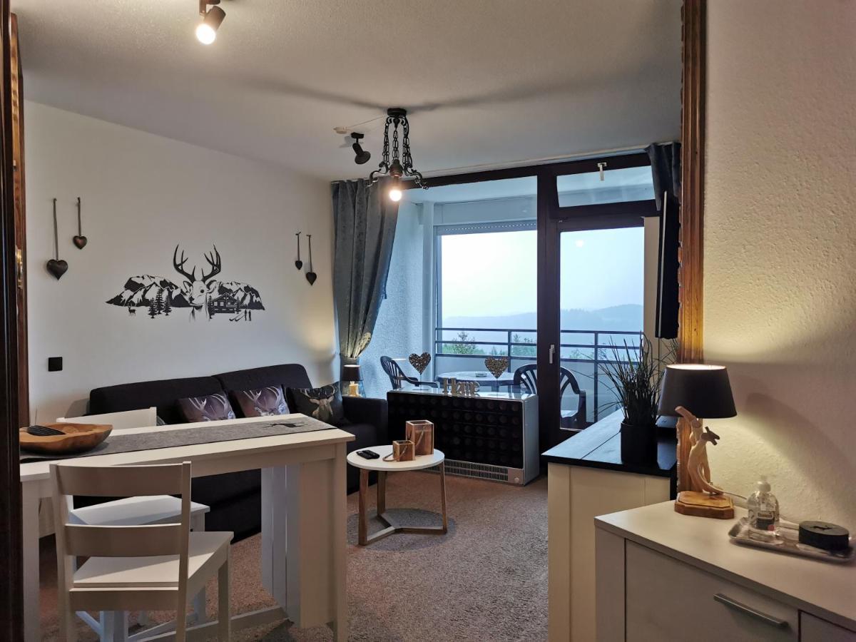 Apartment Ferienwohnung Hochsitz Mit Traumhaften Blick Auf Die Bobbahn Und Umliegenden Berge *
