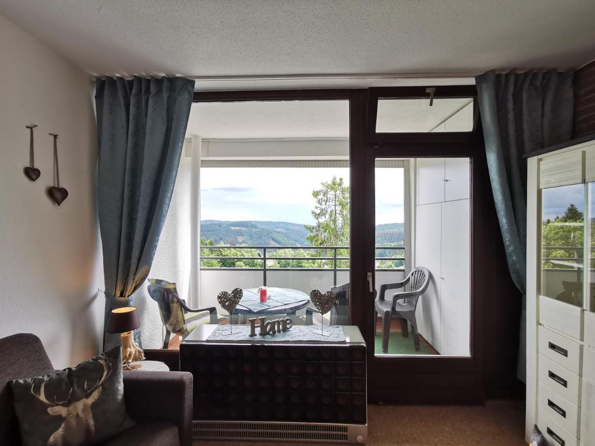 Ferienwohnung Hochsitz Mit Traumhaften Blick Auf Die Bobbahn Und Umliegenden Berge * Winterberg